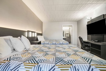 Standard Room, 2 Double Beds, Accessible, Non Smoking