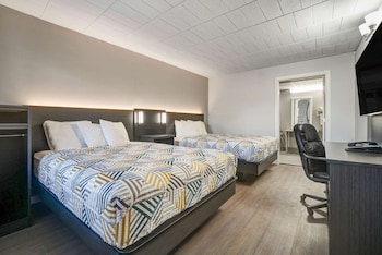 Standard Room, 2 Double Beds, Accessible, Non Smoking