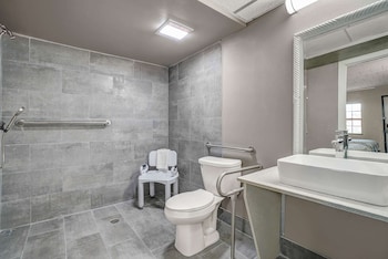 Standard Room, 2 Double Beds, Accessible, Non Smoking