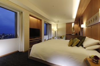 High Floor Luxe Deluxe King Room, Non-Smoking, 44sqm