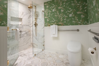 Accessible, Premier Room, 1 King Bed