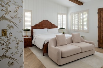 Bungalow, 1 King Bed, Fireplace