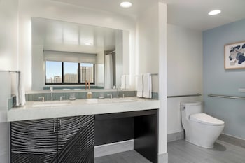 Penthouse, Non Smoking (SW-M)