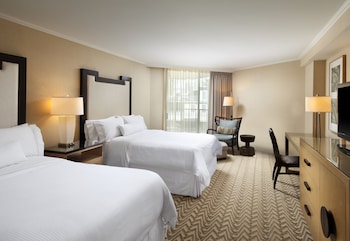 Room, 2 Queen Beds, Ocean View, Tower (Tower, Newly Renovated)