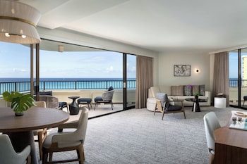 Suite, 1 Bedroom, Oceanfront (Tower Suite, Newly Renovated)
