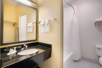 Studio, 1 King Bed with Sofa bed, Accessible Bathtub