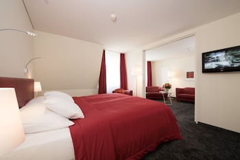 Superior Suite (Chic)