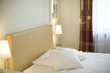 Comfort Single Room (Chic)