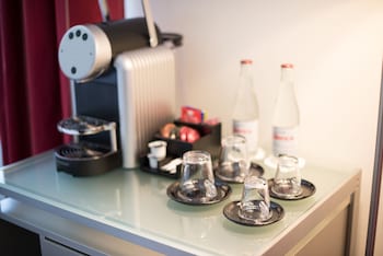 Superior Single Room (Chic)