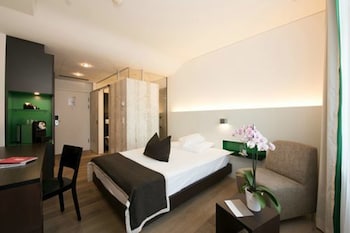 Standard Single Room (Style)