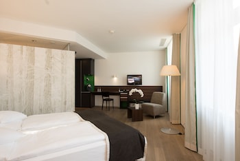 Standard Double Room (Style)