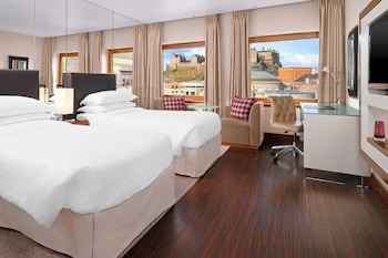 Club Room, 2 Twin Beds (View)