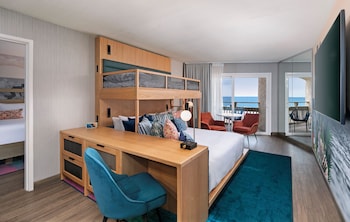Suite, Multiple Beds, Oceanfront