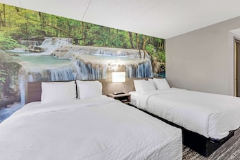 Room, 2 Queen Beds, Non Smoking