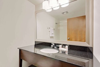Room, 2 Double Beds, Non Smoking, Pool View