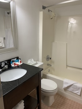 Standard Room, 1 Queen Bed, Accessible