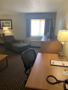 Studio Suite, 1 King Bed, Non Smoking
