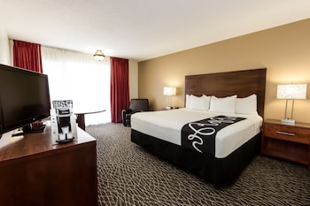 Deluxe Room, 1 King Bed, Non Smoking