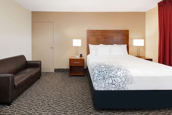 Deluxe Suite, 1 King Bed, Non Smoking