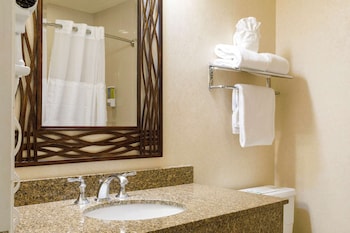 Deluxe Room, 2 Queen Beds, Non Smoking