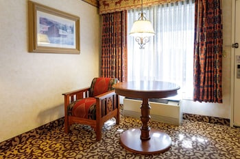 Room, 1 Queen Bed, Non Smoking (No Pets )