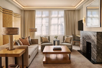 Mayfair Suite