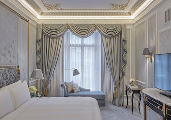 Mayfair Suite