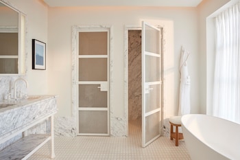 Claridge's Balcony Room