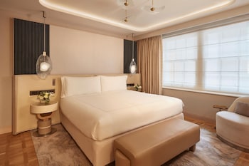 Claridge's Room