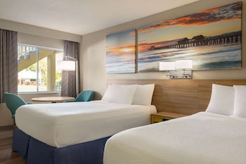 Standard Room, 2 Queen Beds, Smoking