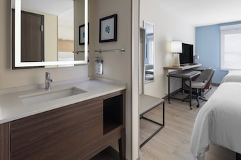 Standard Room, 2 Queen Beds, Accessible, Non Smoking
