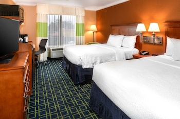 Standard Room, 2 Queen Beds, Non Smoking, Refrigerator & Microwave