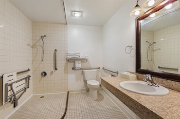 Standard Room, 2 Queen Beds, Accessible, Non Smoking