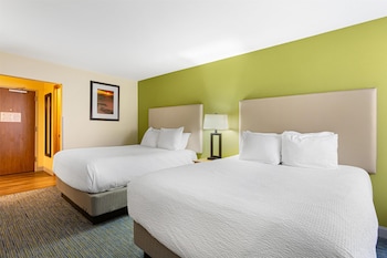 Standard Room, 2 Queen Beds, Non Smoking, Refrigerator & Microwave