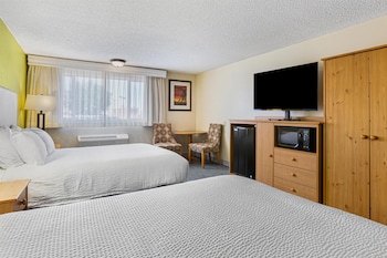 Standard Room, 2 Queen Beds, Accessible, Non Smoking