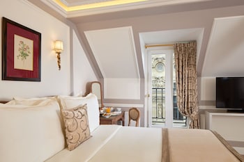 Junior Suite (Eiffel Tower)