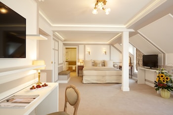Junior Suite (Eiffel Tower)