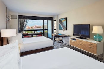 Room, 2 Queen Beds, Ocean View