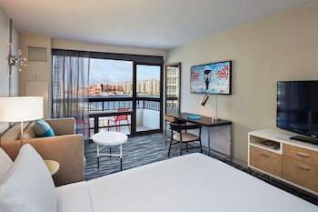 Room, 1 King Bed, Accessible, Balcony (hearing acc w/ water view)