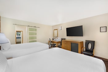 Standard Room, 2 Queen Beds, Non Smoking