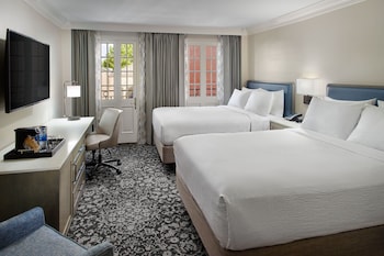 Deluxe Guest Room, Toulose Street View, 2 Queen Beds, Balcony