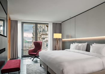 Suite (Nikolai)