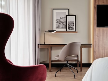 Superior Room (Collection)