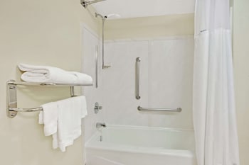 Room, 1 Double Bed, Accessible, Non Smoking (Tub with Grab Bars)
