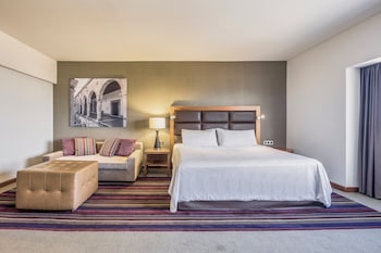 Junior Suite, 1 King Bed