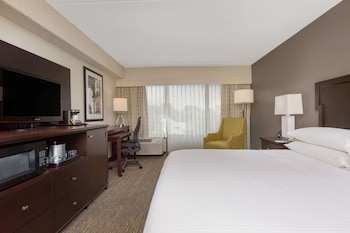 Deluxe Room, 1 King Bed, Accessible, Non Smoking (Mobility)