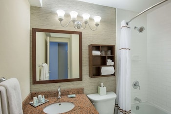 Deluxe Room, 1 King Bed, Accessible, Non Smoking (Mobility)