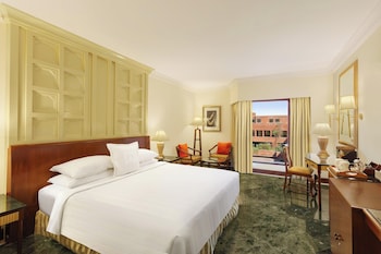 Room, 1 King Bed, Garden View