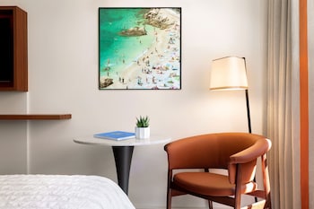 Classic Room, 2 Twin Beds, Courtyard View