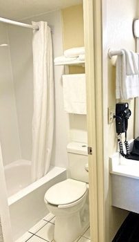 Premium Single Room, 1 King Bed, Ground Floor